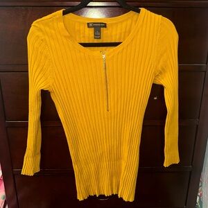 Charming Ribbed Zip-Front Sweater Top - Mustard Yellow
